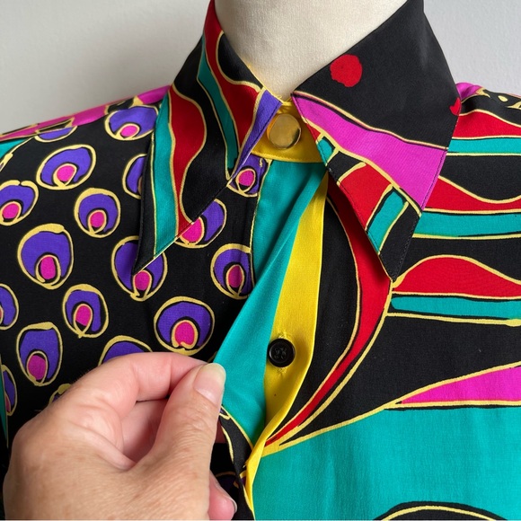 Vintage 90s Starington by Charlotte Silk Blouse Graphic Cuffs Size 4 - Picture 4 of 8